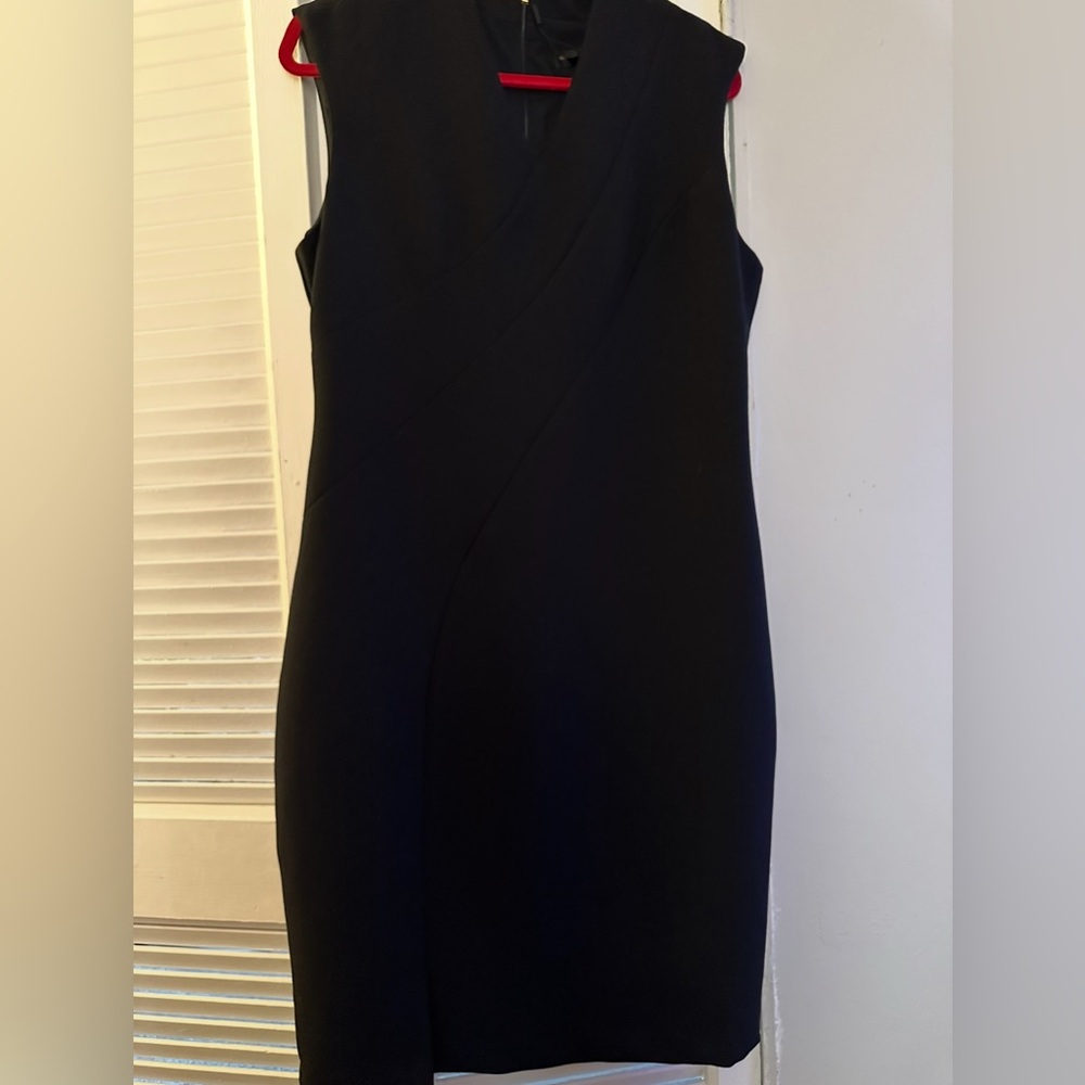 Donna Karan Black Sleeveless Sheath Dress